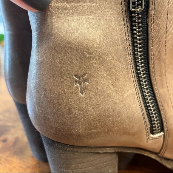 New Frye Addie Double zip Womens boot stone size 6 - Picture 2 of 13